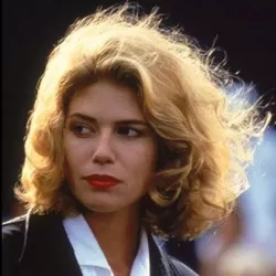 Kelly McGillis