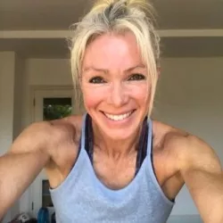 Nell McAndrew