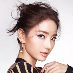 Han Chae Young