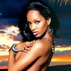 Lola Monroe